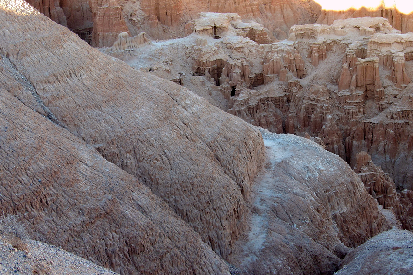 Cathedral Gorge, Nevada